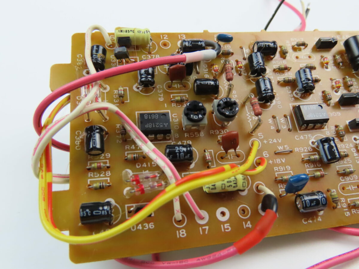 Teac X-2000R - Headphone Board