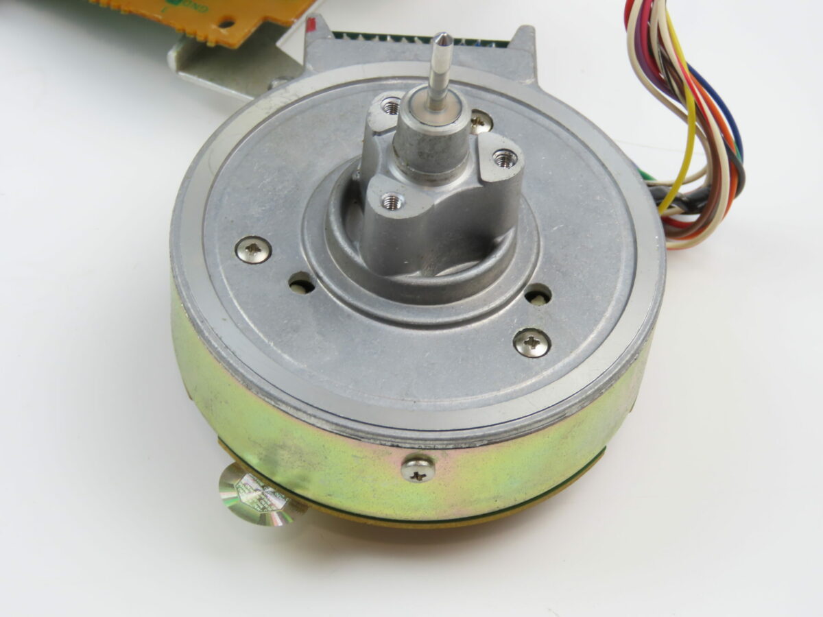 Phase Linear 7000 - Capstan Motor with Board