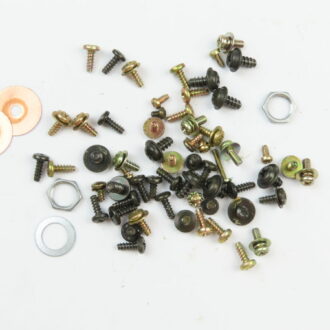 Nakamichi DR-3 – Screws