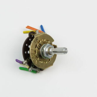 Pioneer SA-8100 – Speakers Selector