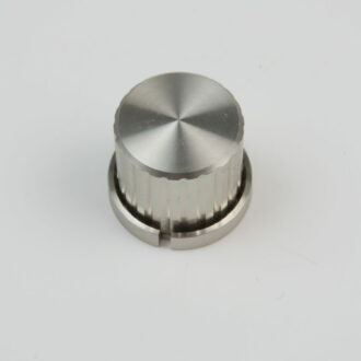 Pioneer SA-8100 – Speakers/kHz Knob