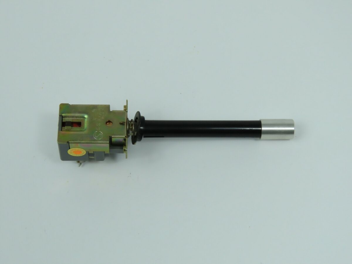 > AKAI CS-707D < Power On/Off Switch Tape Deck Part /B172