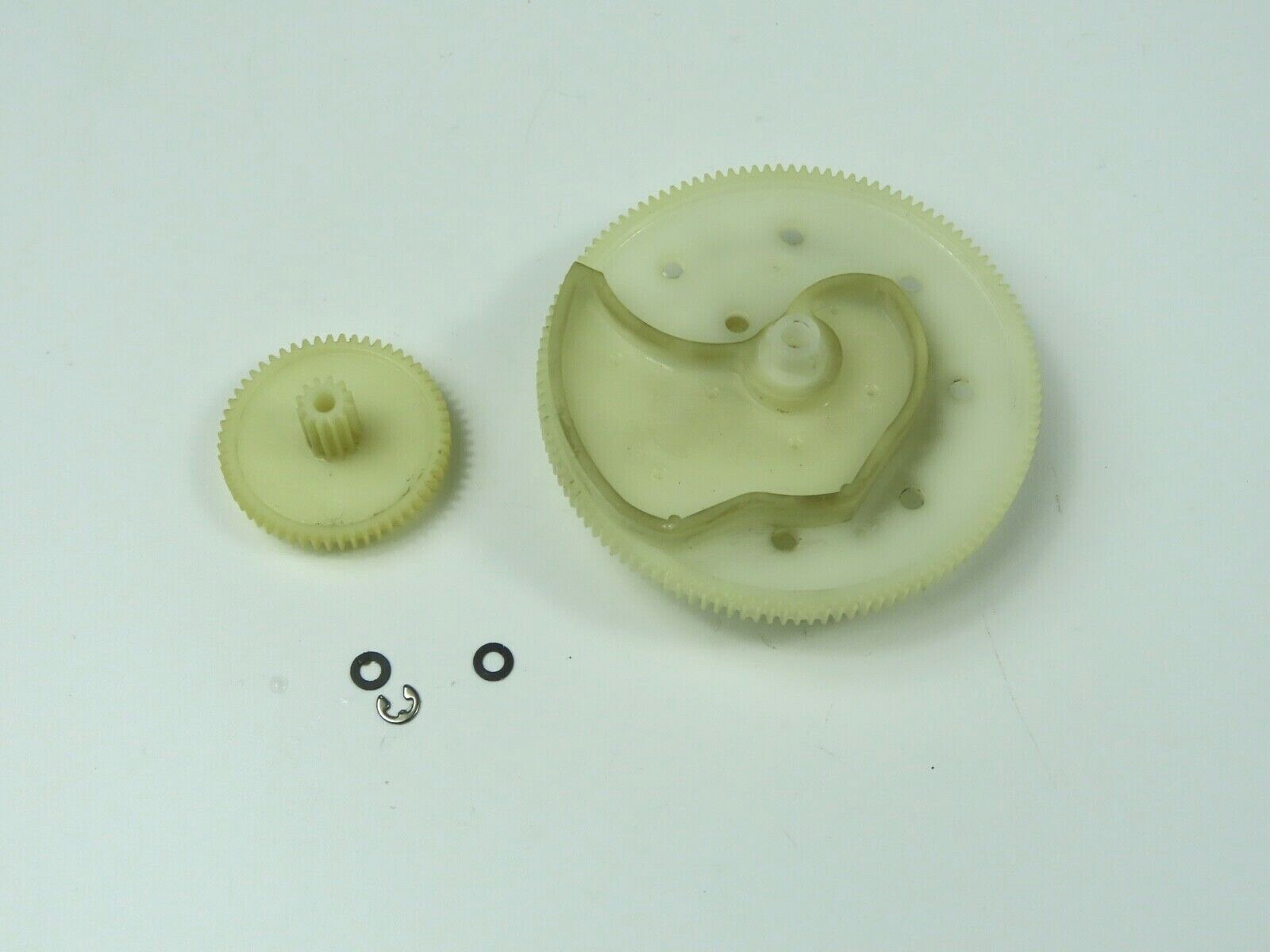 > FOSTEX R8 < Gear Relay Reel to Reel Part /Fx333