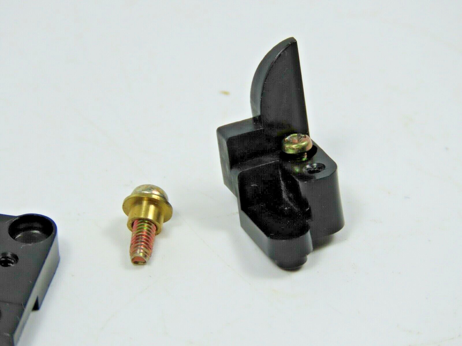 > NAD 6040 < Pair of Cassette Guide Left & Right Tape Deck Part 270 514 /B87 - Image 4