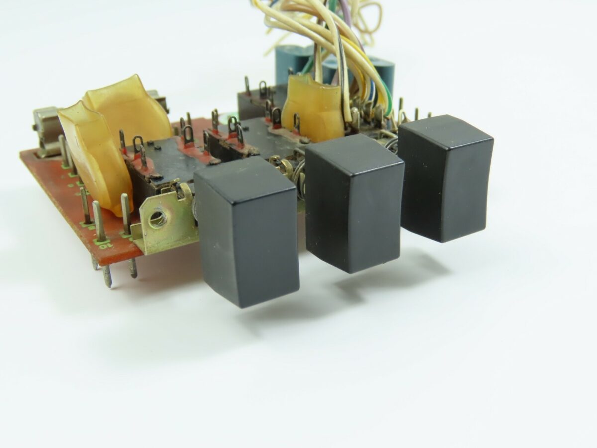 Pioneer RT-1020L - Equalizer Switch PCB RWS-013 /PN55 - Image 3