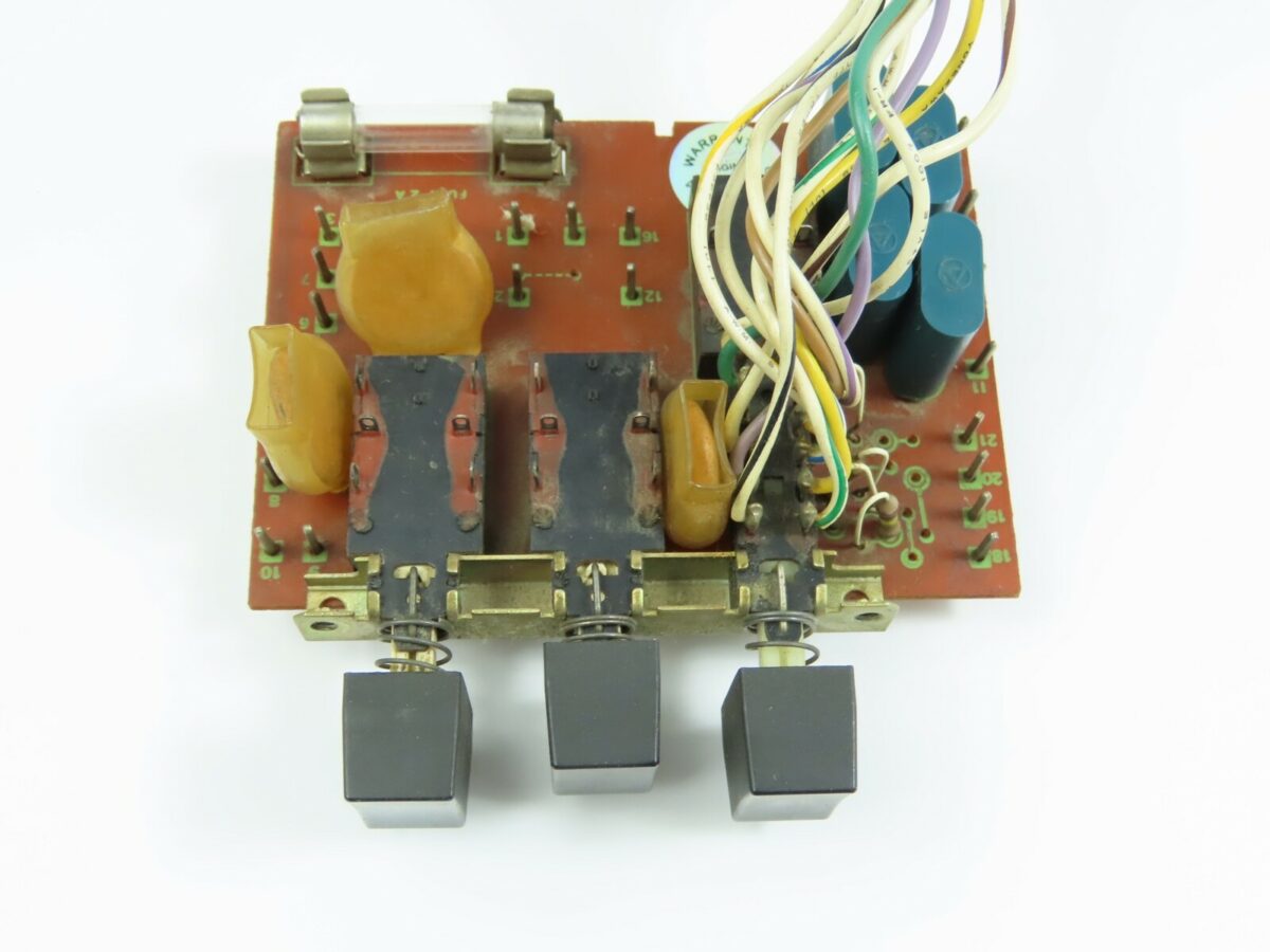 Pioneer RT-1020L - Equalizer Switch PCB RWS-013 /PN55