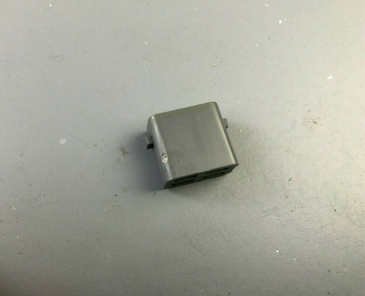 > REVOX B225 < Switch Button in Grey Compact Disc CD Parts /RD77 - Image 4