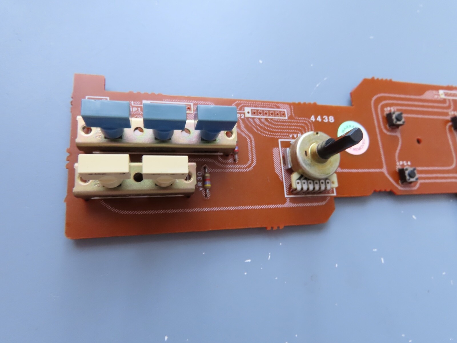 > SANSUI D-80C < Switch PCB Board Control Panel Tape Deck Part F-4438 /D83 - Image 3