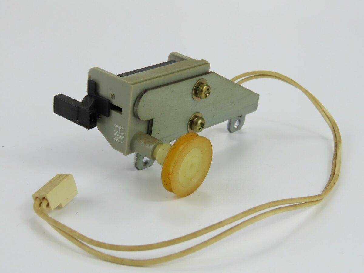 *TEAC X-7R* Counter Reel to Reel Part /T333 - Image 4