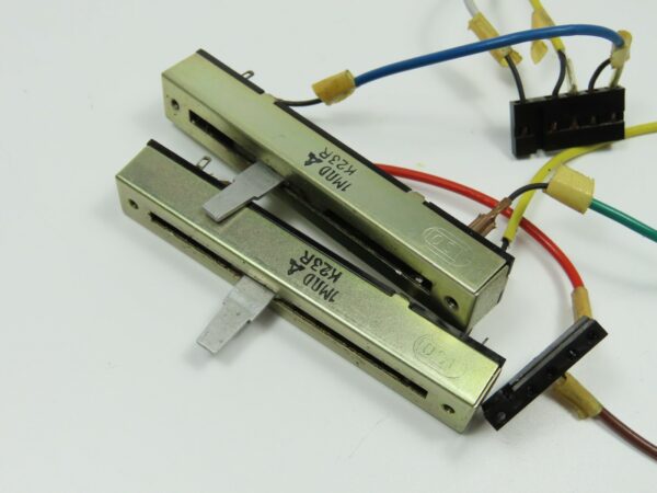 > Tandberg 9000X < Pair of Slider 1MOhmD K23R Reel to Reel Part /TB28 - Image 3