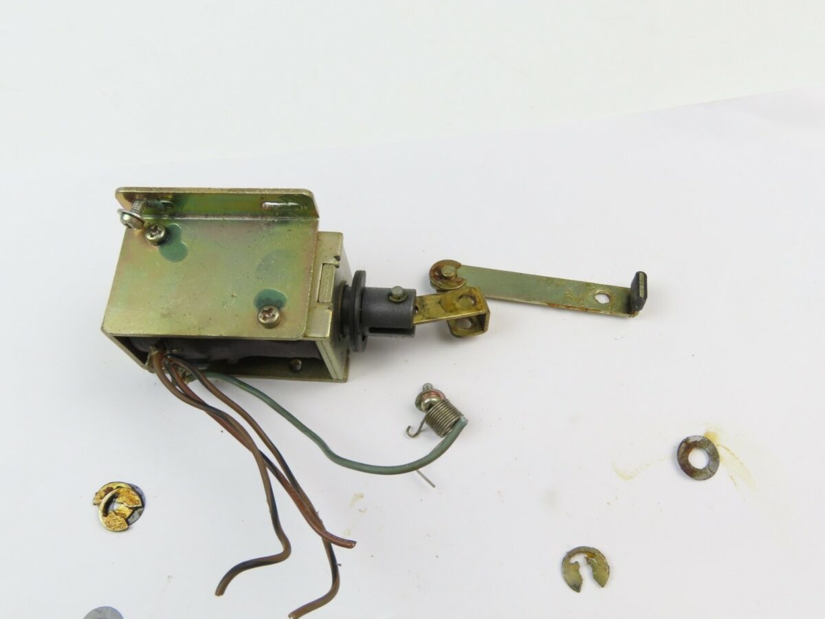 *AKAI GX-650D* Shifter Solenoid with Shifters Reel to Reel Part /AK660 - Image 4