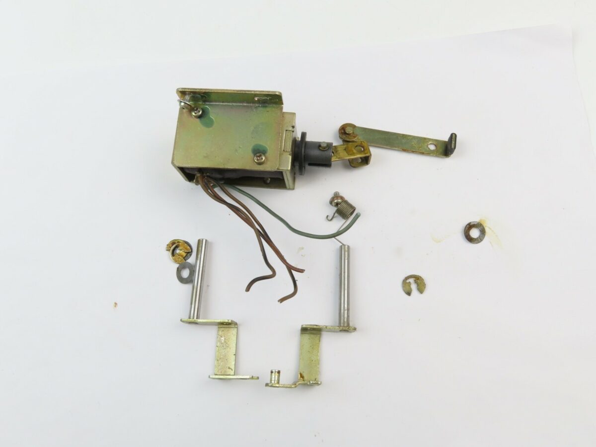 *AKAI GX-650D* Shifter Solenoid with Shifters Reel to Reel Part /AK660