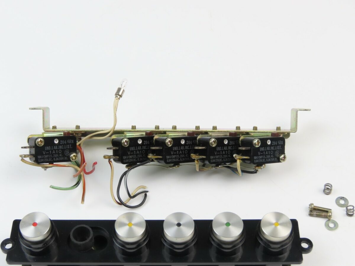 *AKAI GX-650D* Switches Buttons Panel Reel to Reel Part /AK669 - Image 4