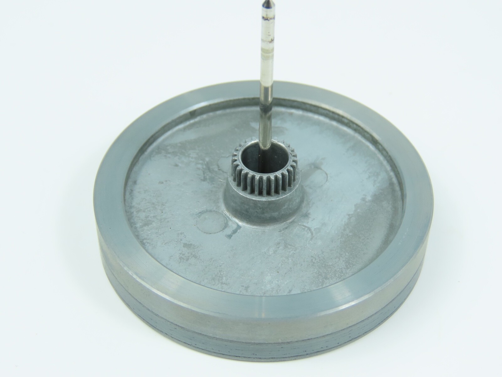 > Luxman K-230 < Capstan Flywheel Tape Deck Part /B259 - Image 3