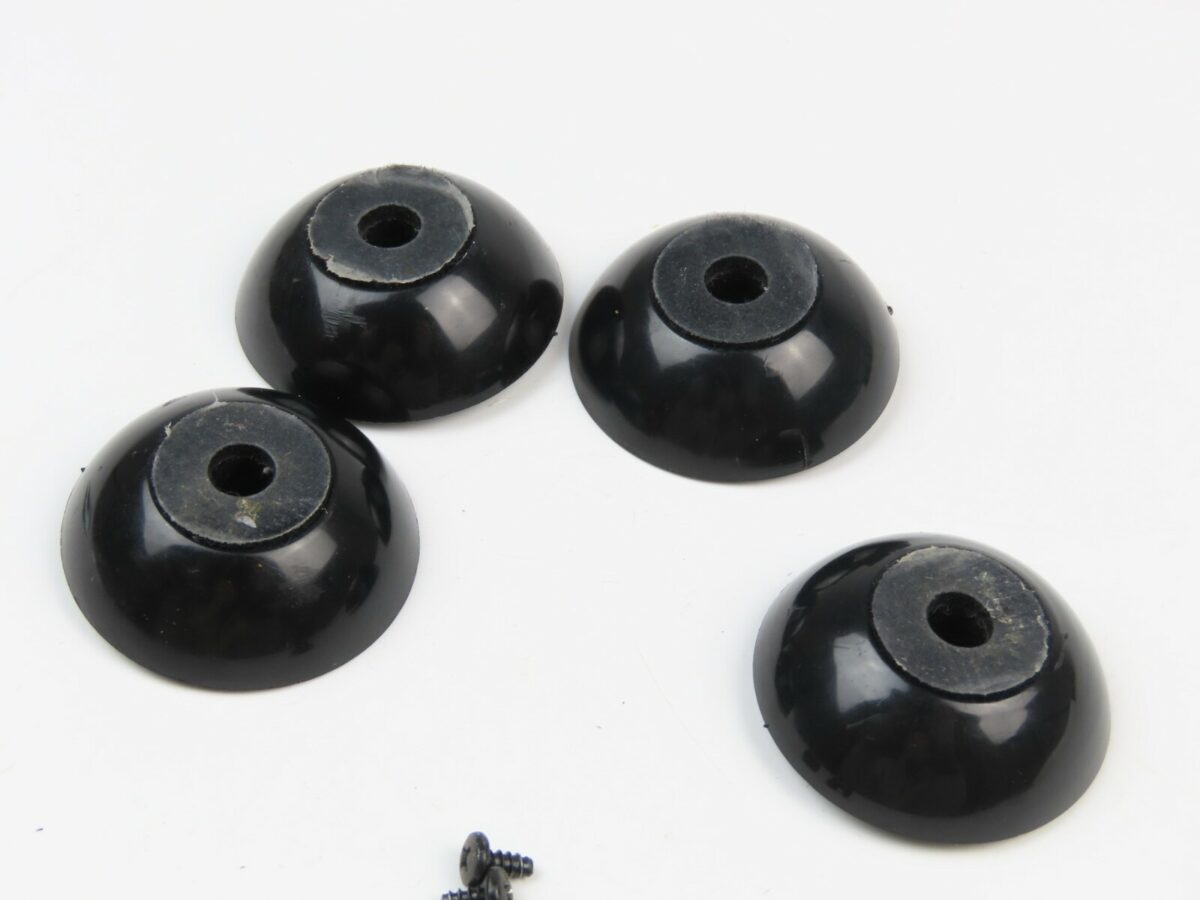 *Nakamichi CD Player2* Set of 4 Feet with Screws CD Player Parts /ND523 - Image 3