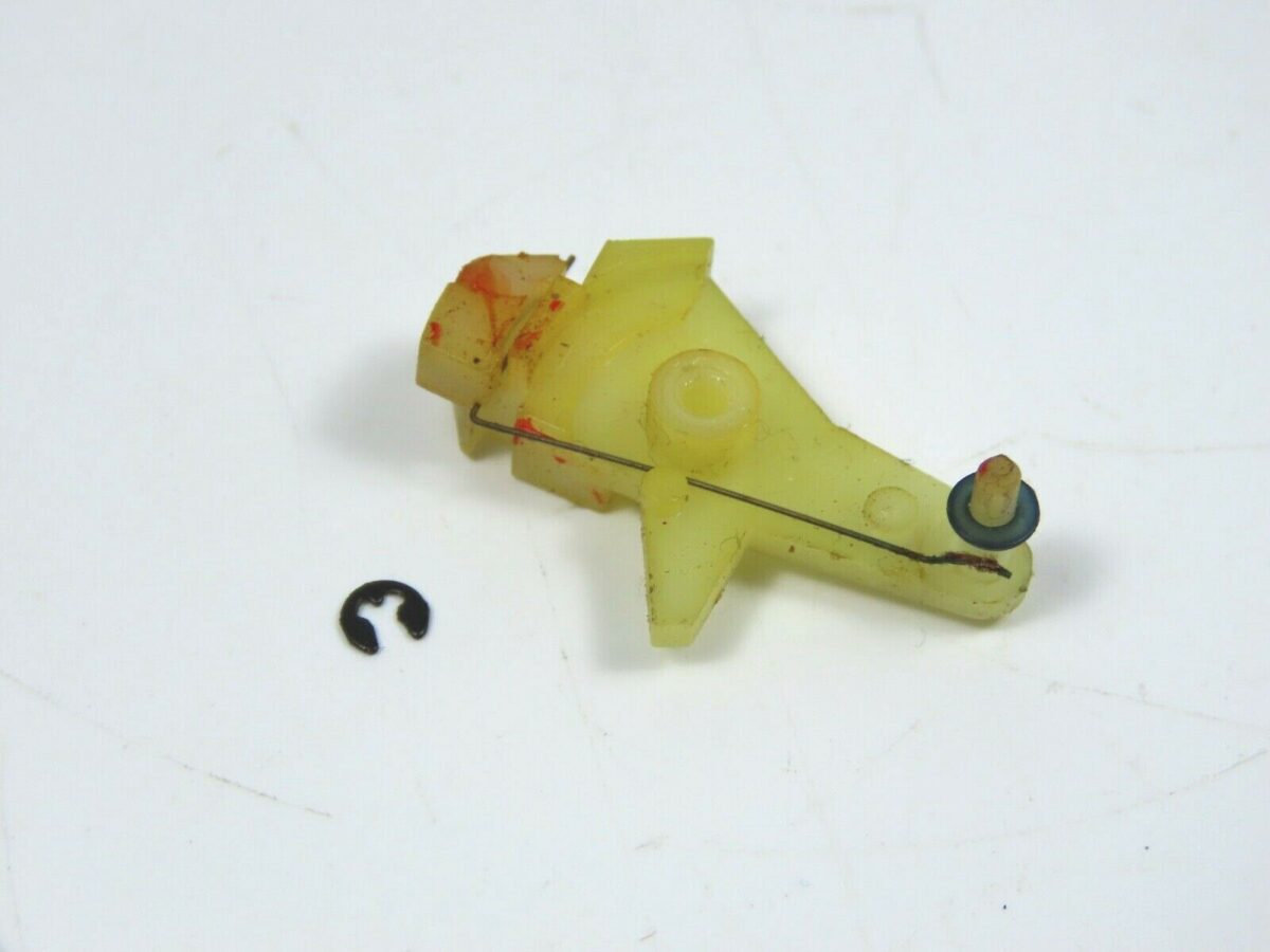 > PHILIPS D8614 < Plastic Part Element Boombox Part /Bx25