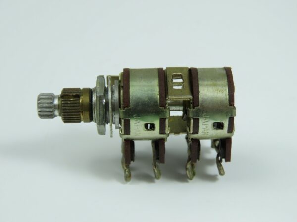 > Pioneer RT-1020L < P.B. Level Volume Pot 50 kOhm-B Reel to Reel Part /PN66