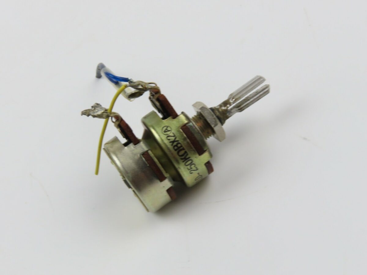 *Sansui QS-1* Potentiometer Pot 250KOhmB x2 Amplifier Part /M96