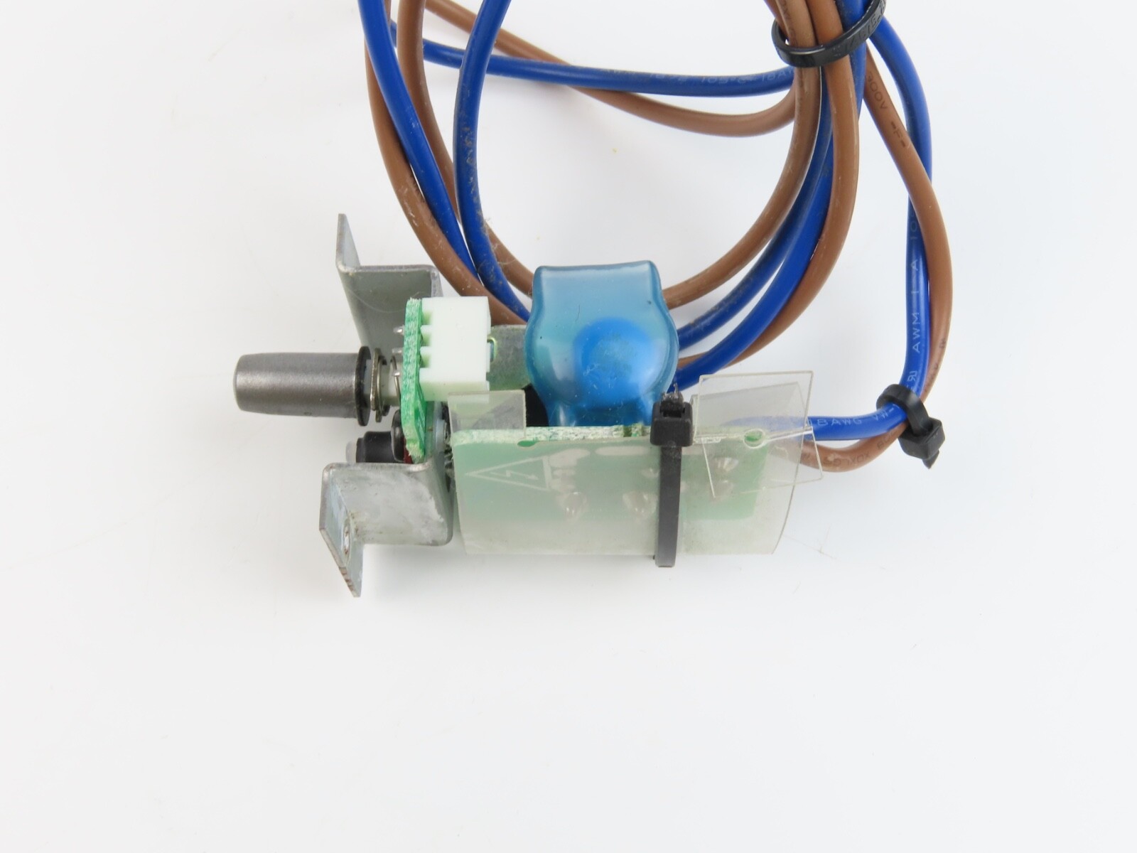 *Arcam AVR300* Power On/Off Switch Receiver Part /B556 - Image 4