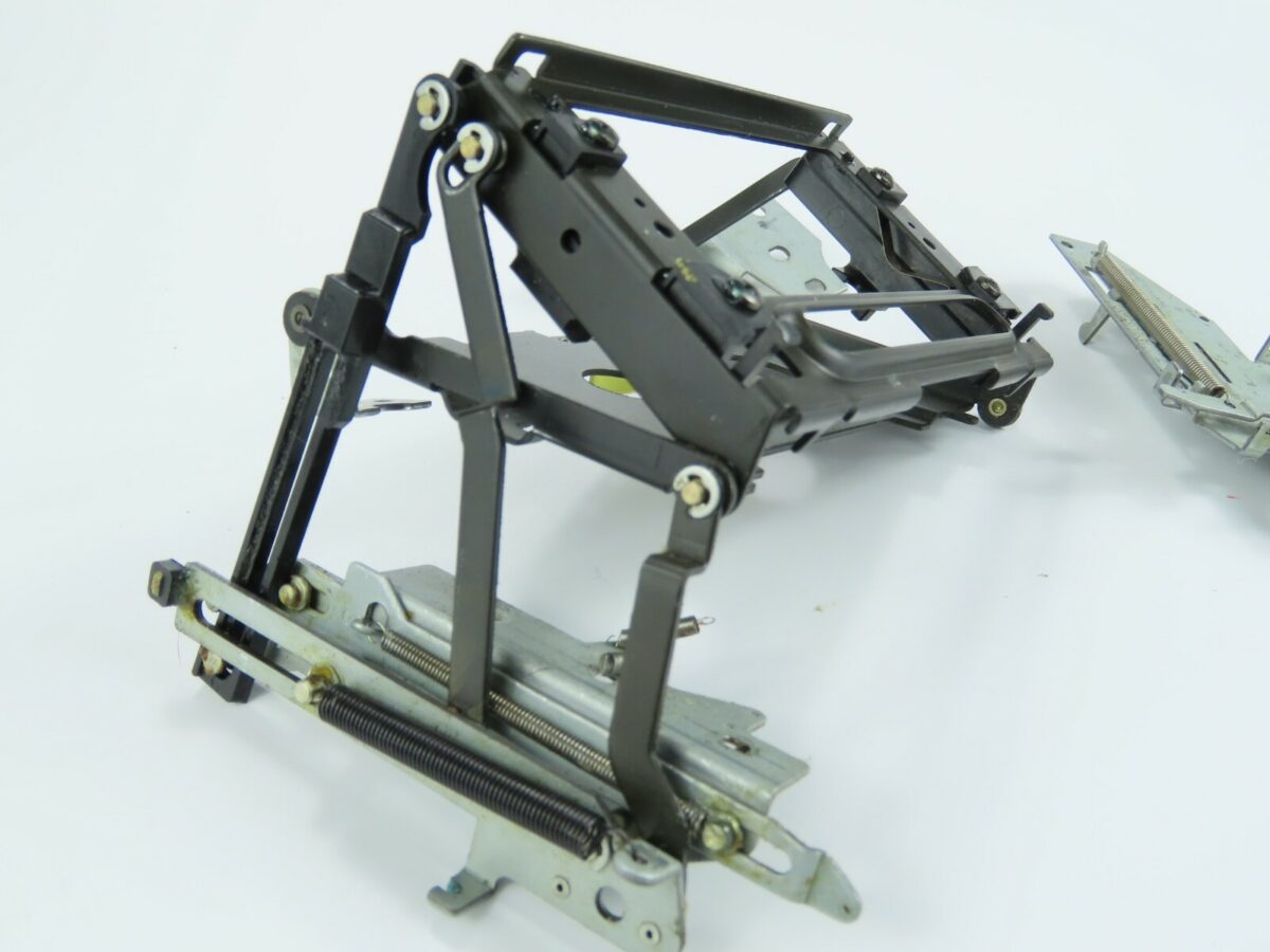 *SONY TC-206SD* Cassette Bracket Holder Flap Mechanism Tape Deck Part /A358 - Image 4