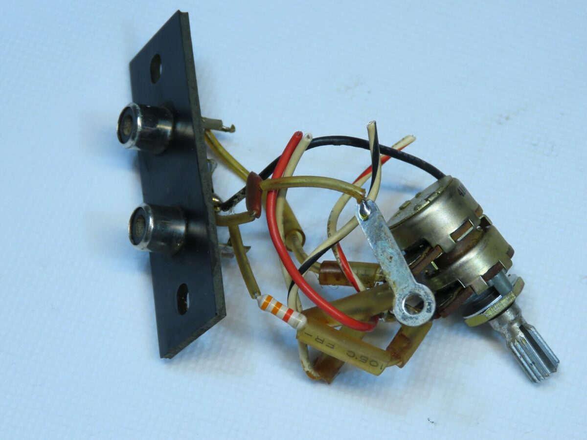 > SONY TC-377 < Jack In/Out with Potentiometer 20Ohm Reel to Reel Part #S152