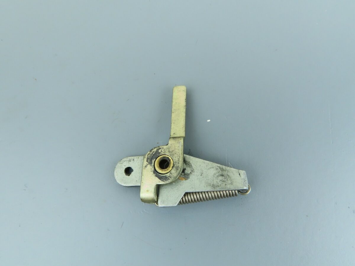 > SONY TC-399 < Pause Lever Plate Brake Adjusting Reel to Reel Part /S130 - Image 4