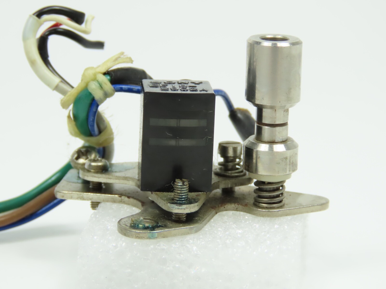 > SONY TC-458 < Right Erase Head Reel to Reel Part /S330 - Image 3