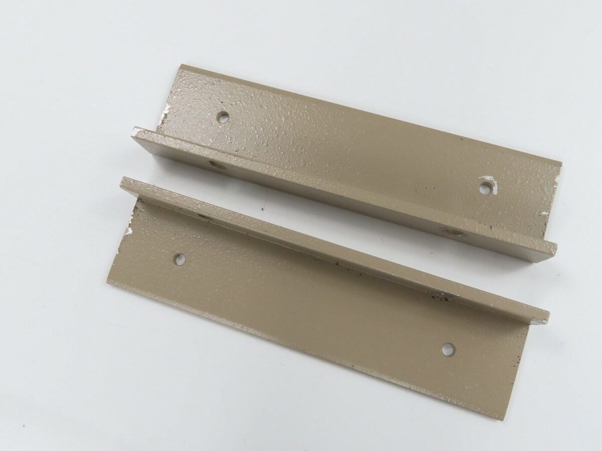 TASCAM ATR60 - Mount Rack Bracket Amplifier Unit 8-track /TS77