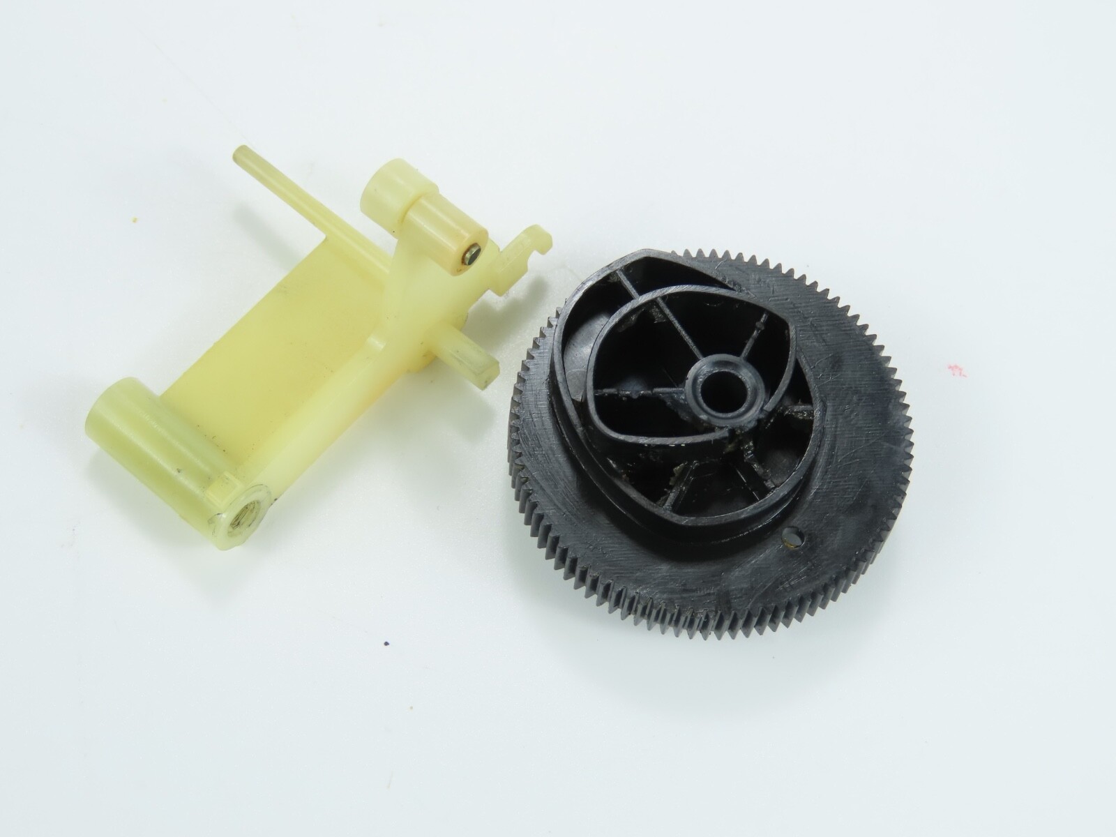 *Technics RS-M250* Gear with Lever Tape Deck Parts /A371 - Image 4