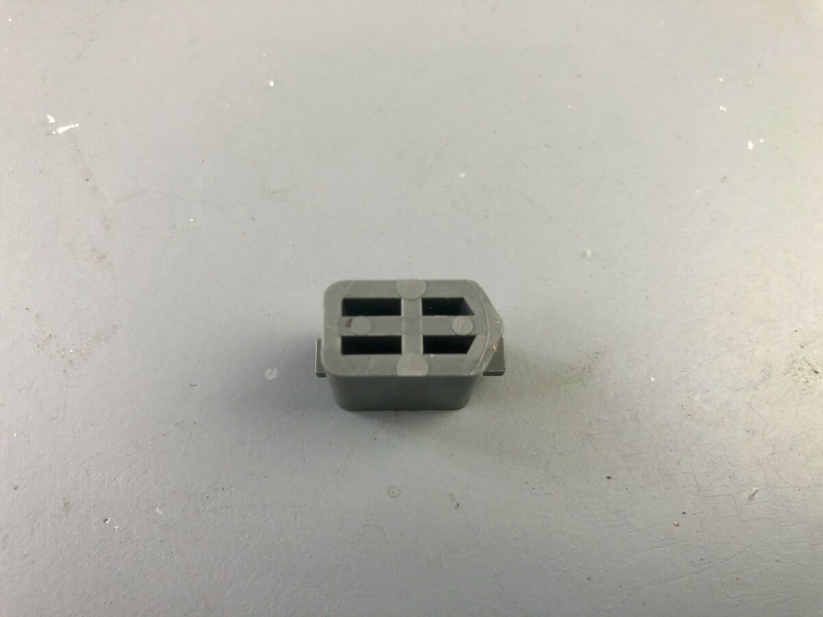 > REVOX B225 < Switch Button in Grey Compact Disc CD Parts /RD77 - Image 5