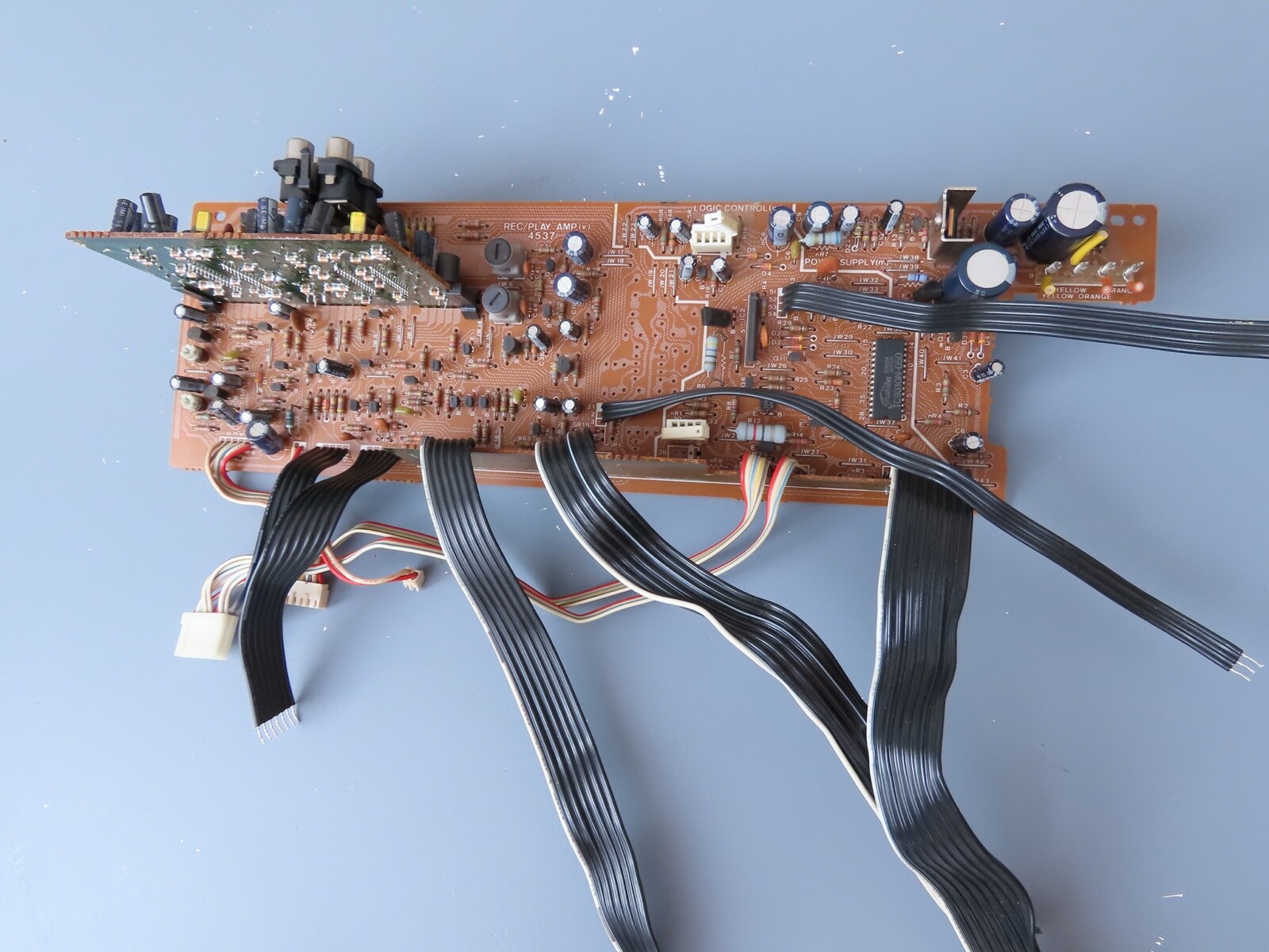 > SANSUI D-80C < Main Mother Board Tape Deck Part. F-4537 /D82