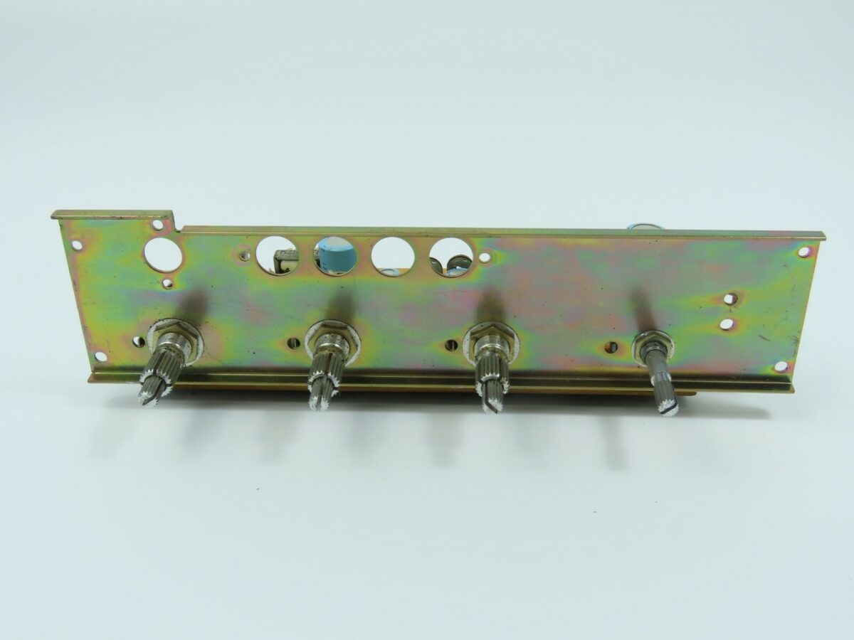 > Nakamichi 700 < Front Control PCB Board B-7550 Tape Deck Part /ND107 - Image 3