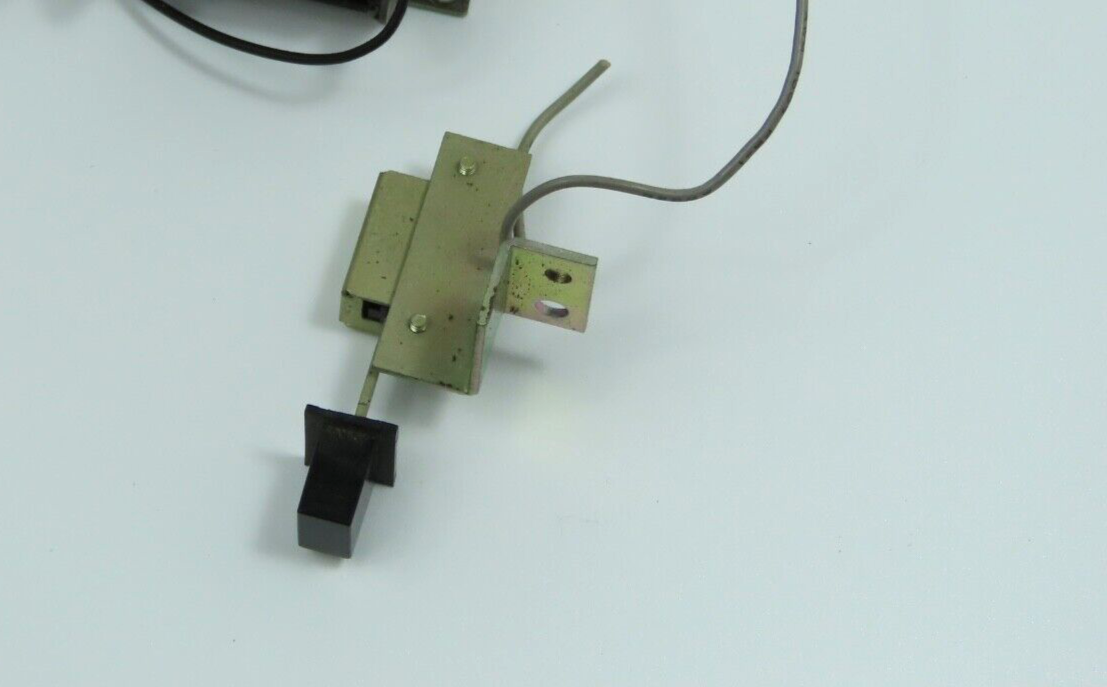 Nakamichi 700 - Memory On/Off Switch /ND178