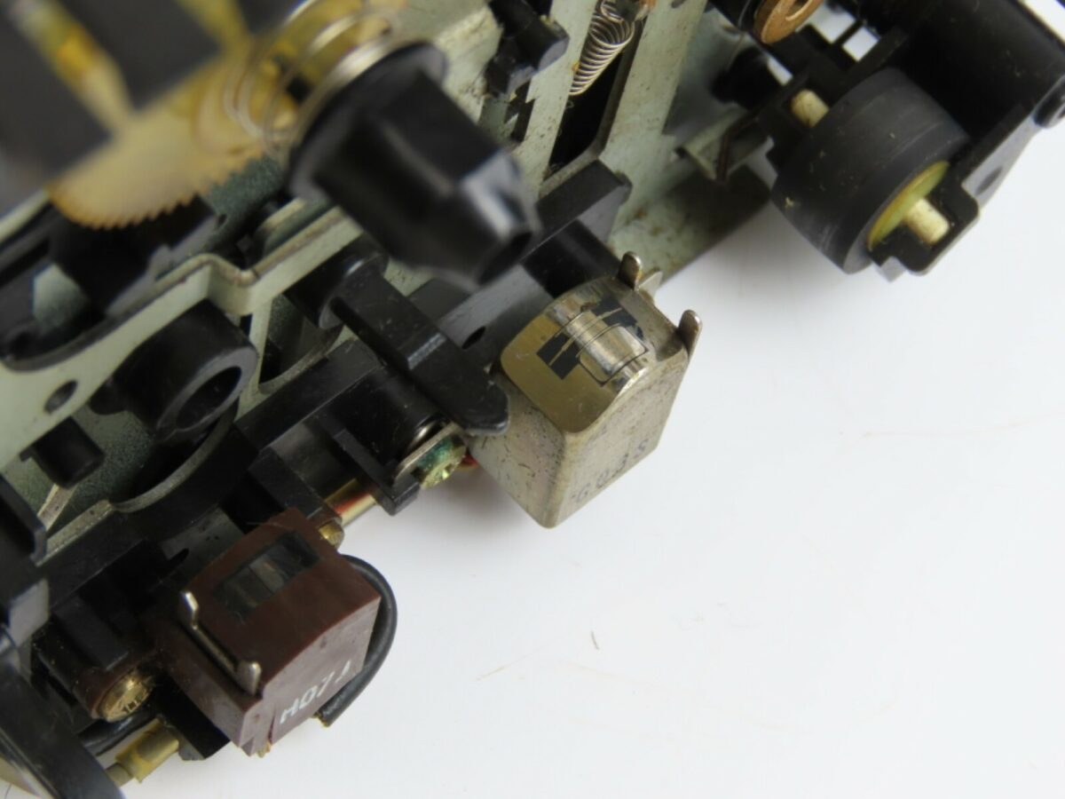 *Sansui D-X301i* Cassette Holder Chassis with Heads Tape Deck Parts /B571 - Image 6