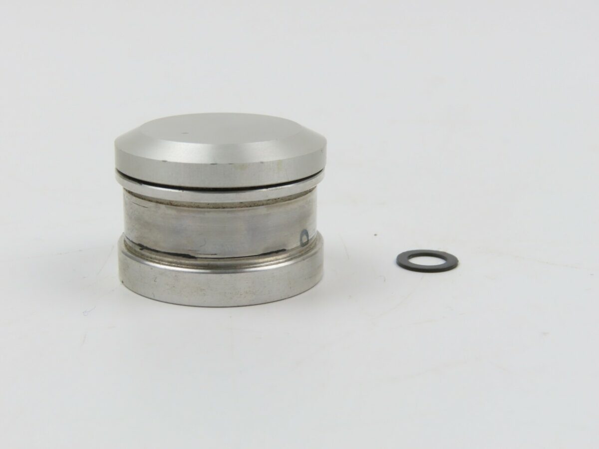 *Teac X-10* Tape Guide with Cap Reel to Reel Part /Tx131