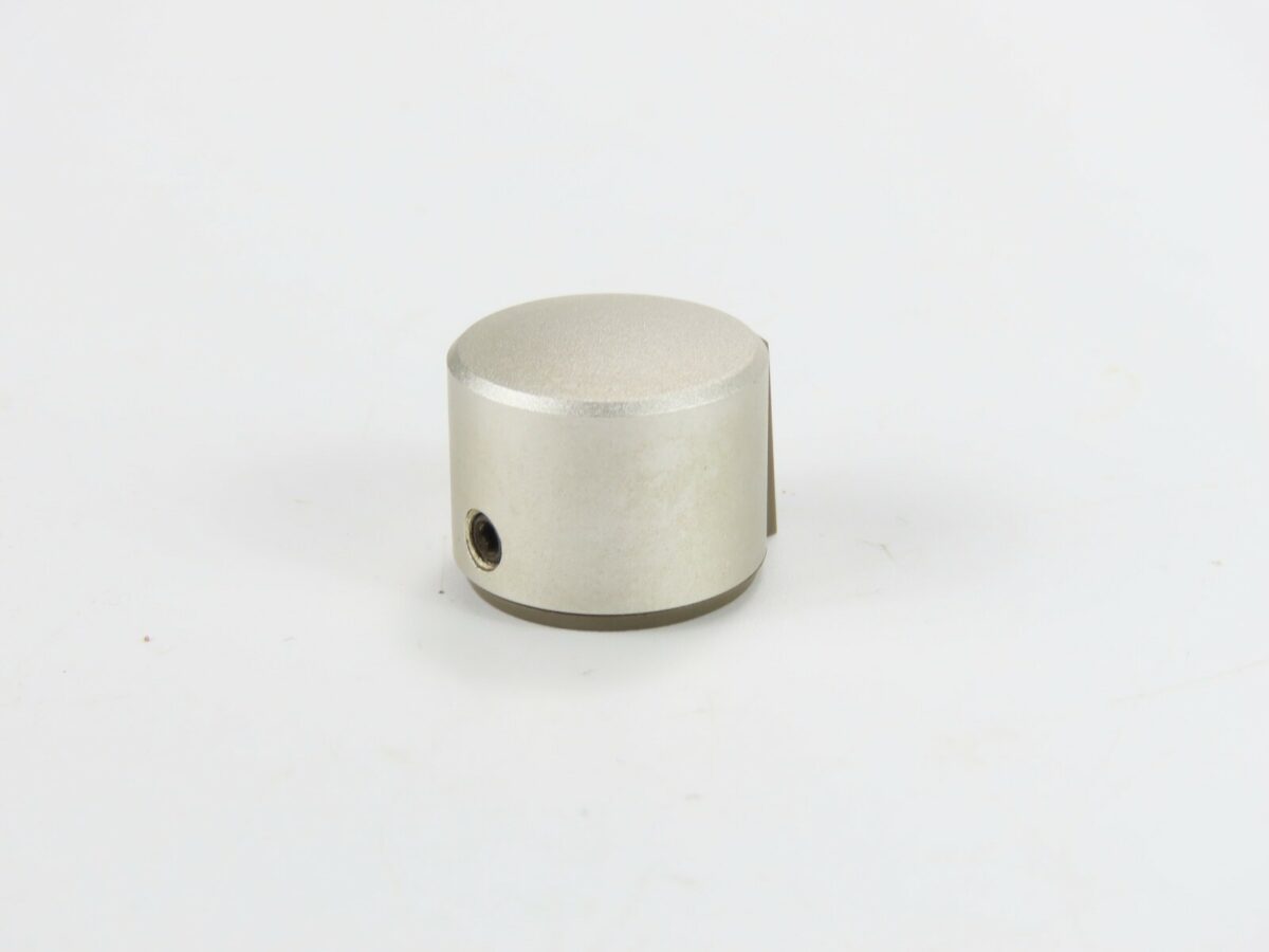 *Teac X-300* Small Knob Reel to Reel Part /T479 - Image 3