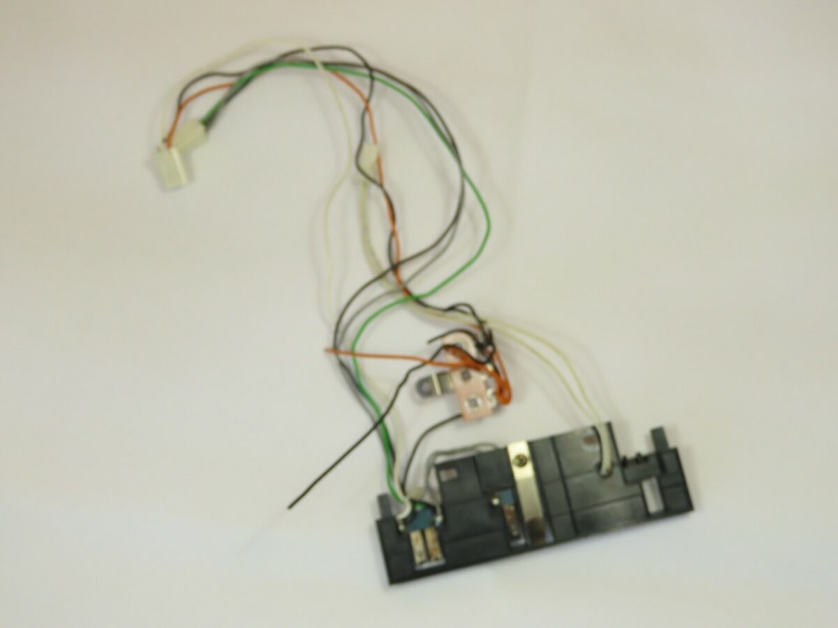 > DUAL C824 < Cassette Plate Complete Tape Deck Part 270 452 /A09