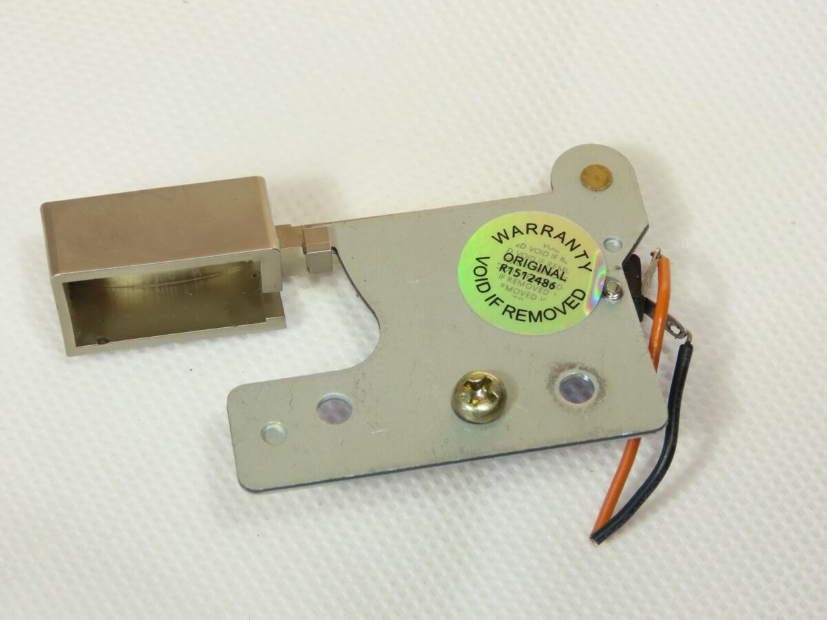 > DUAL C824 < Right Stop Key with Microswitch Tape Deck Part 270 169 /A17 - Image 5