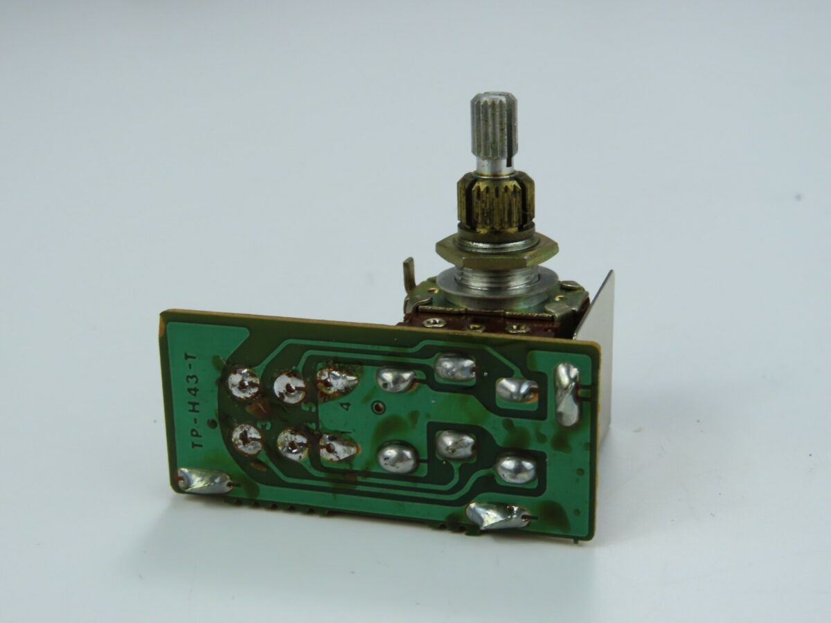 Pioneer CT-F900 Volume Potentiometer Pot PCB RWX-240 Tape Deck Part /B391 - Image 4