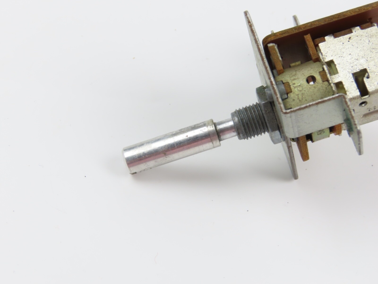 *Teac A-3340* Potentiometer Pinch Control Reel to Reel Part /T534 - Image 4