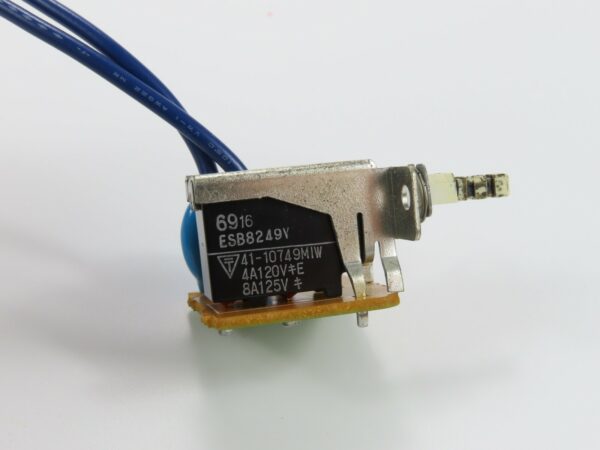 *Technics SL-P1200* Power On/Off Switch CD Parts /B437 - Image 4