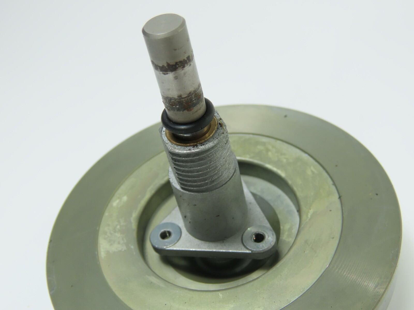 > FOSTEX R8 < Flywheel - Capstan Assy Reel to Reel Part 8260282100 #Fx100 - Image 3