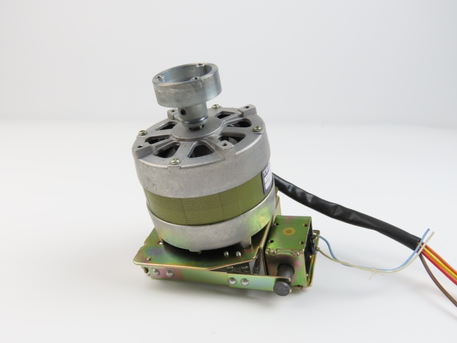 *Teac A-3440* Reel Motor EM1475 RH with Brake Reel to Reel Part /T611 - Image 3