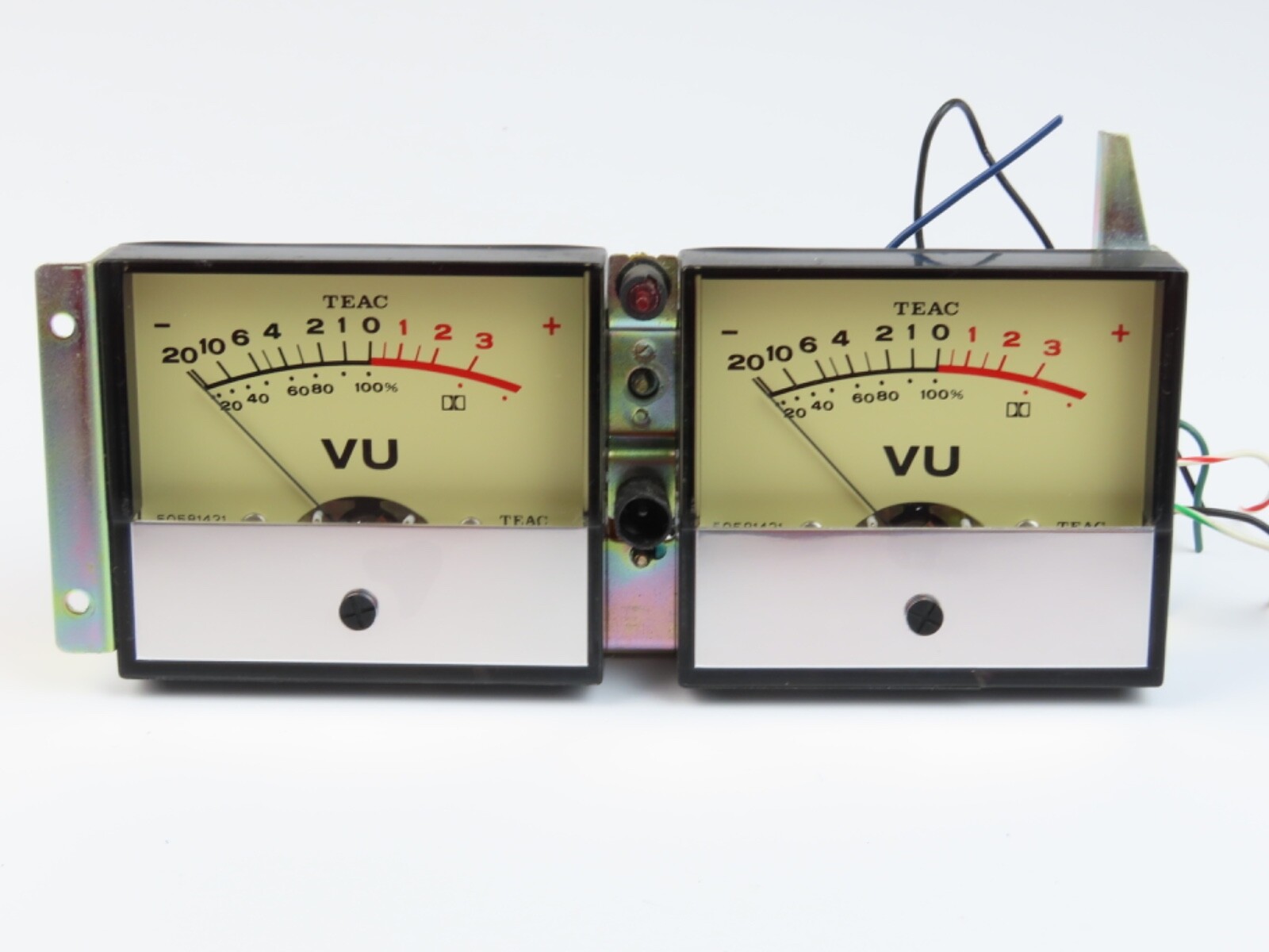 *Teac A-450* Pair of VU Meters with Bracket Tape Deck Parts /A732