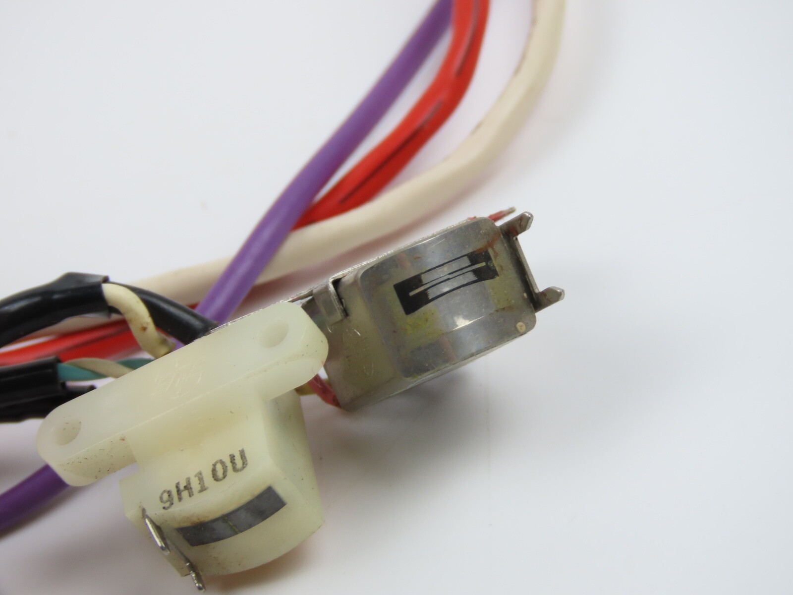 *Teac CX-270* Heads Erase & Rec./Play 55696150 Tape Deck Part /A598 - Image 4