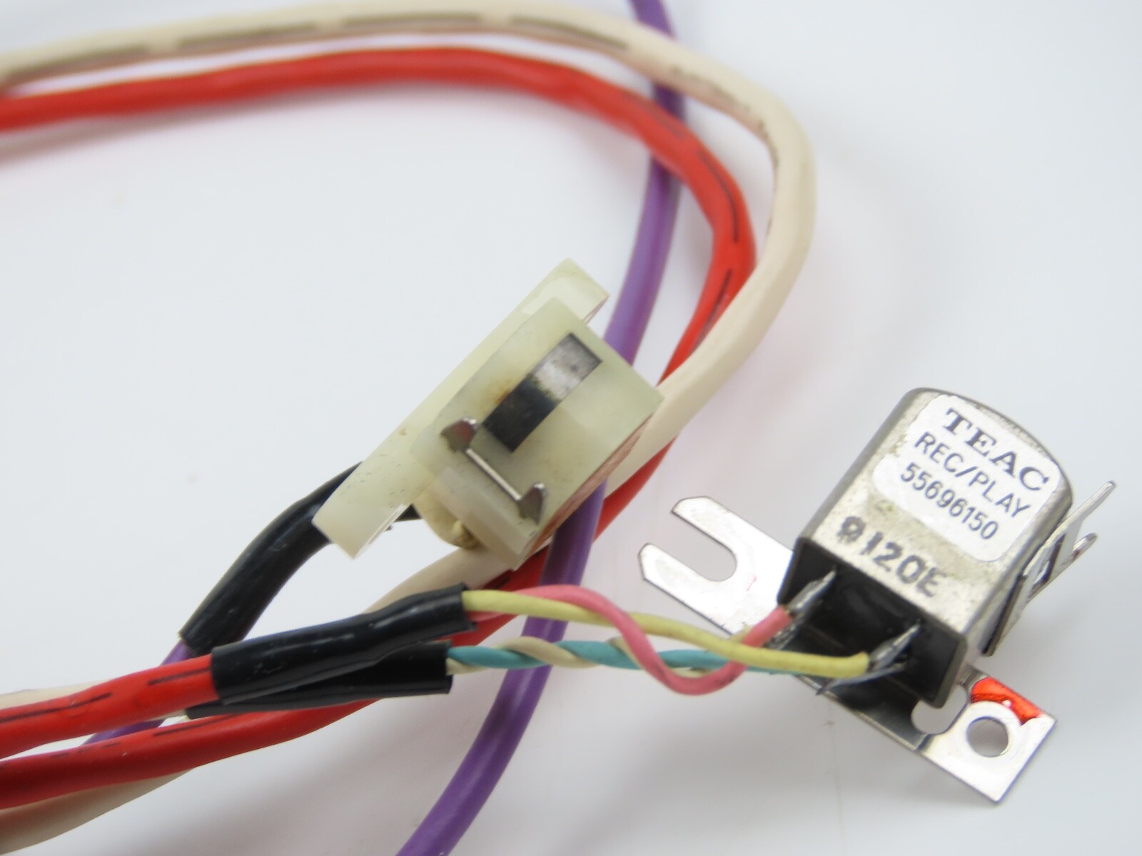 *Teac CX-270* Heads Erase & Rec./Play 55696150 Tape Deck Part /A598 - Image 5