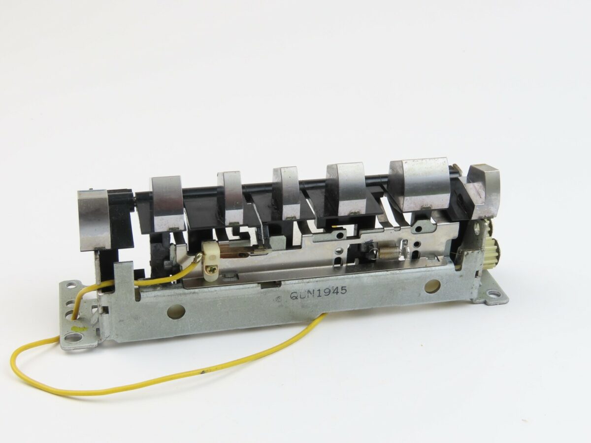 *Technics RS-M260* Keyboard Tape Deck Part /E115 - Image 6