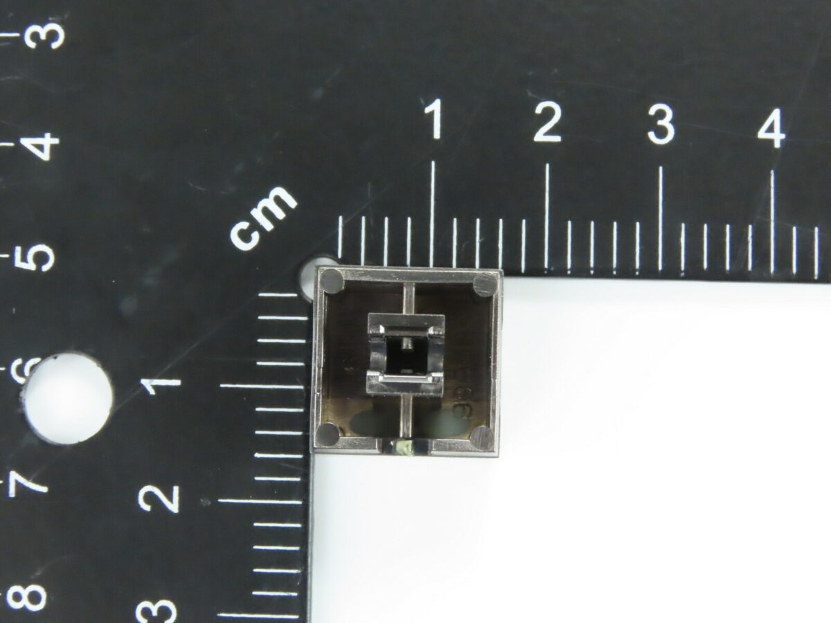 *Technics SL-P220* Power Button CD Player Part /D228 - Image 6