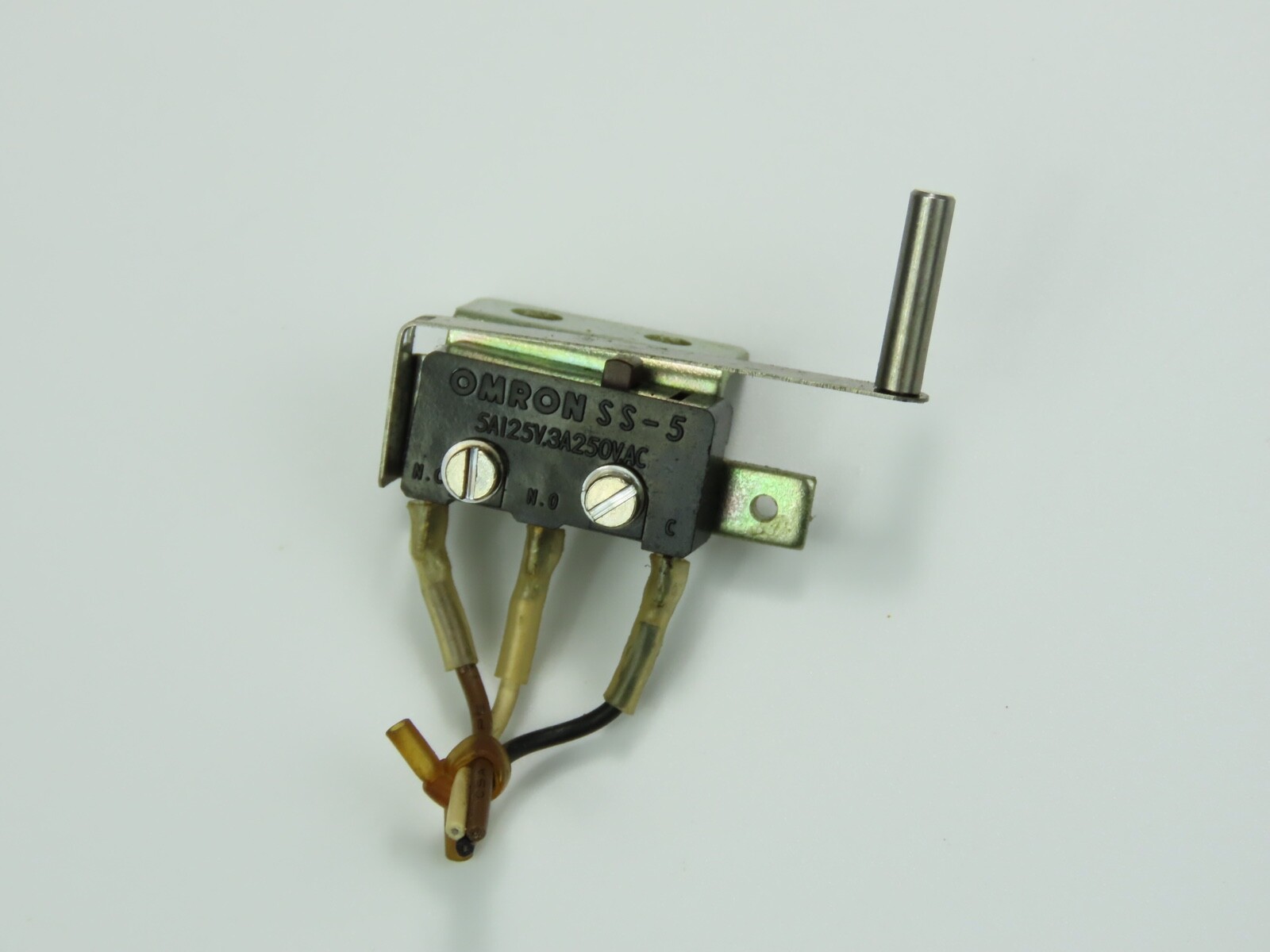 > Nakamichi 1000 < Cassette Sensor Microswitch Tape Deck Part /ND237