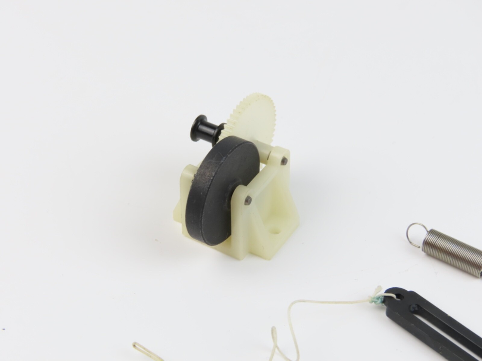 *Teac C-3X* Flap Opener Gear Tape Deck Part /B659 - Image 5